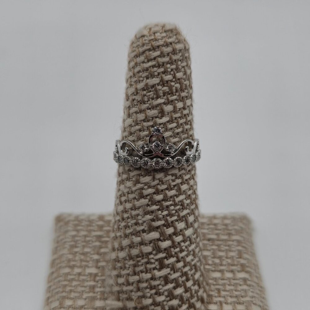 Size 6 Sterling Silver Dainty Cubic Zirconia Crown Ring A2593